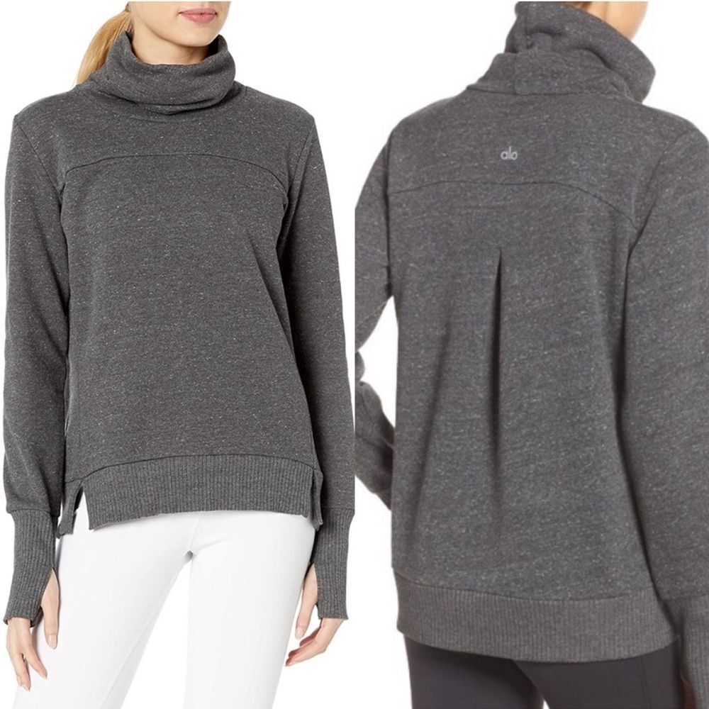 Alo Yoga Haze funnel neck Sweatshirt size medium in grey
